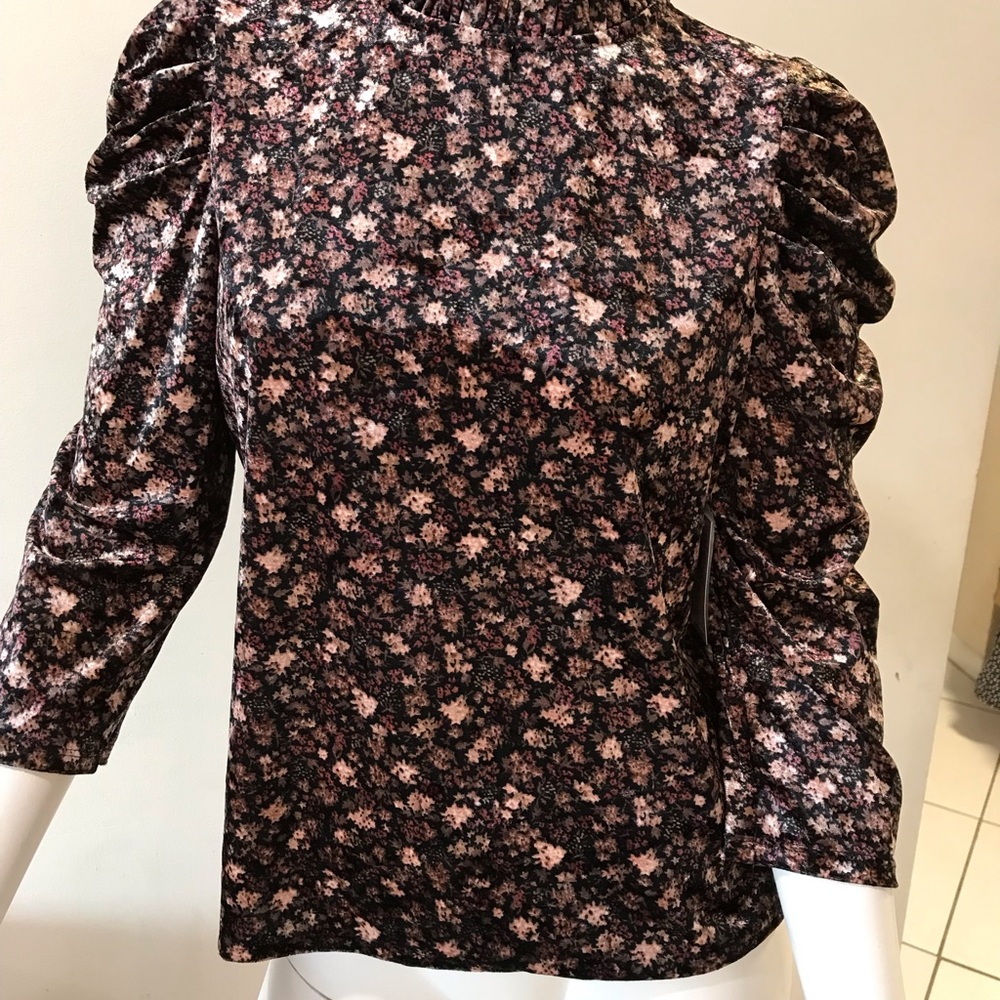 CeCe Women’s Velvet Top/black/multi/size 1X/nwt - Picture 5 of 14